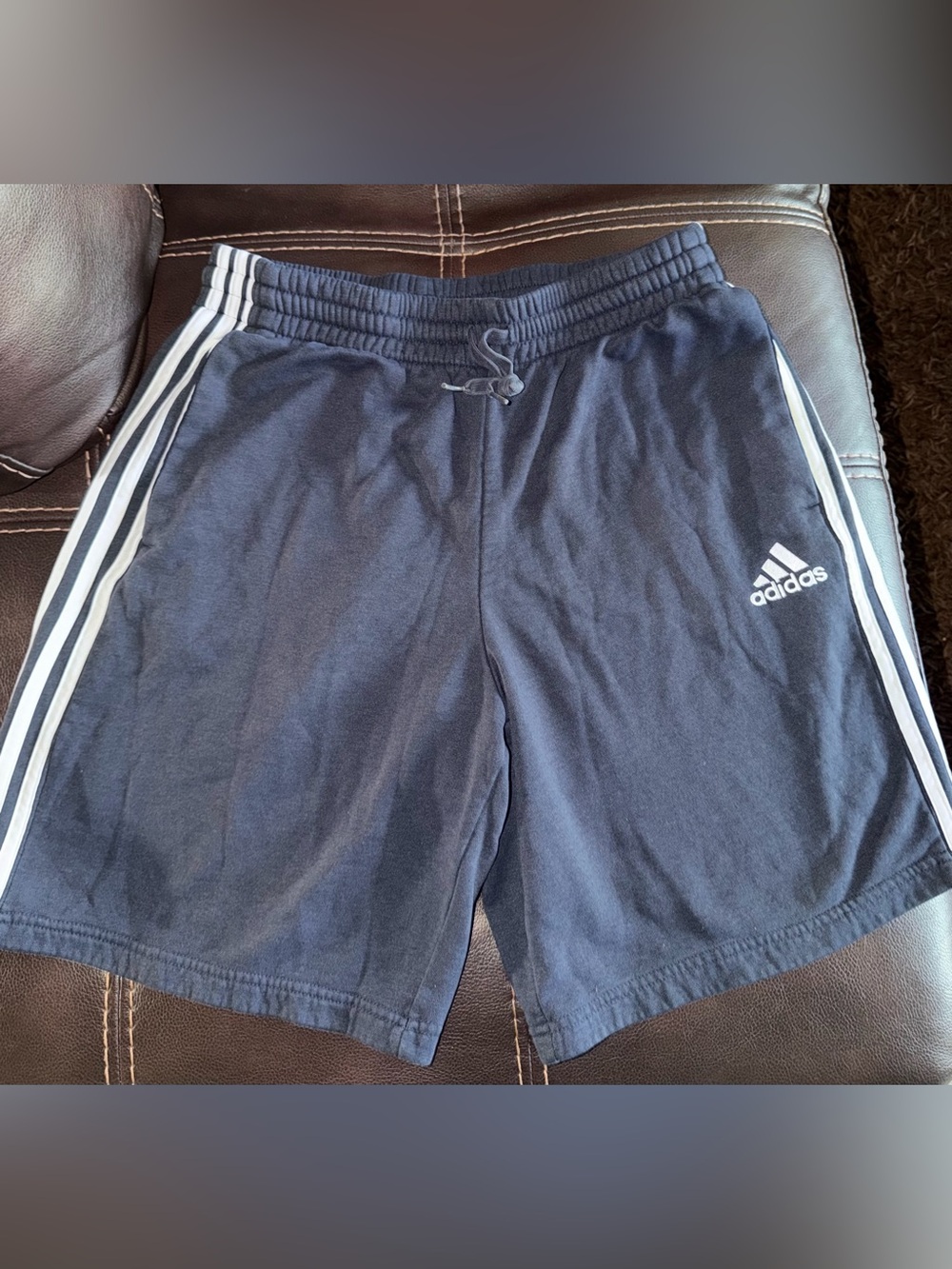 🩳 L Adidas Men's Navy Blue Athletic Shorts with White Stripes